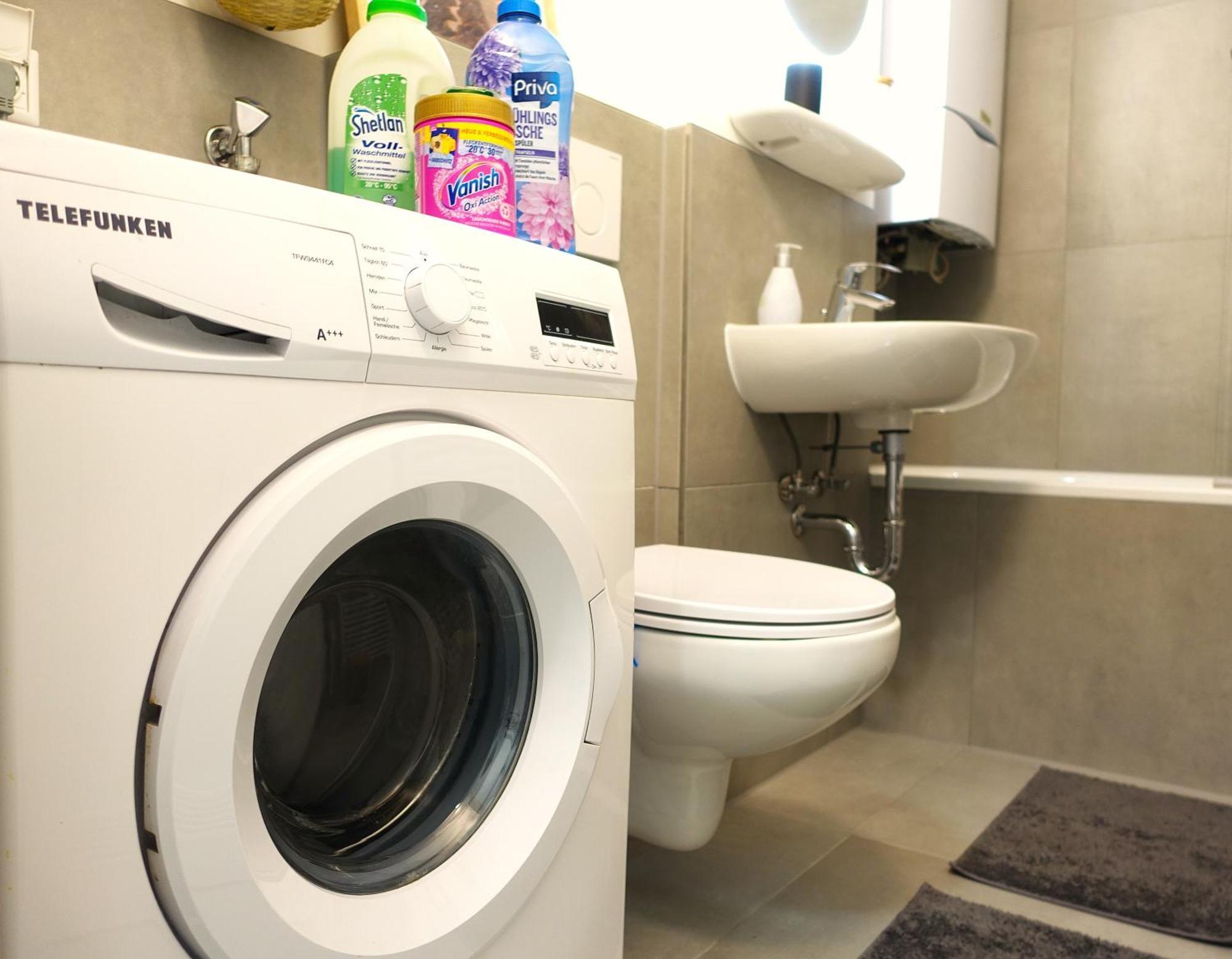 Getaway Apartment - Balkon - Kueche - Ruhe - Waesche - S-Bahn - 60 Qm Duisburg Ngoại thất bức ảnh